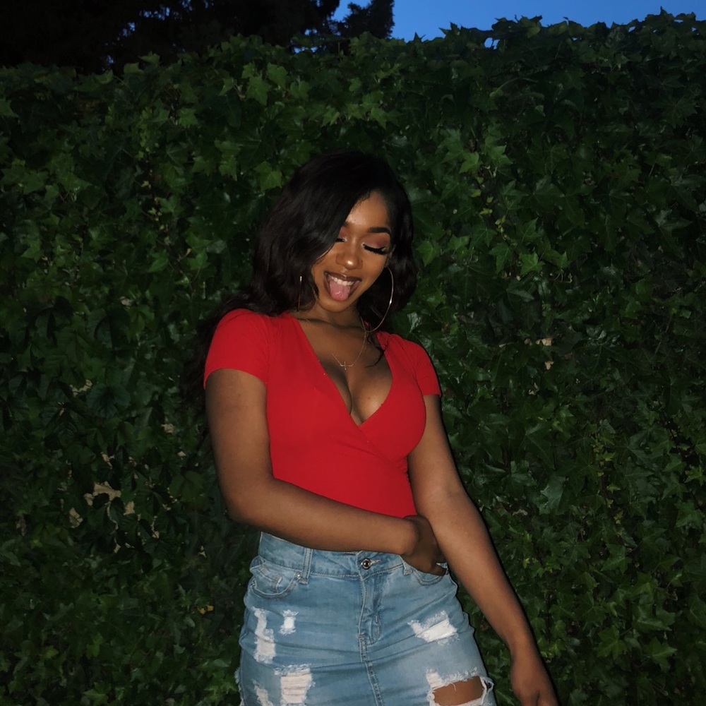 Meet your Posher, Gabrielle